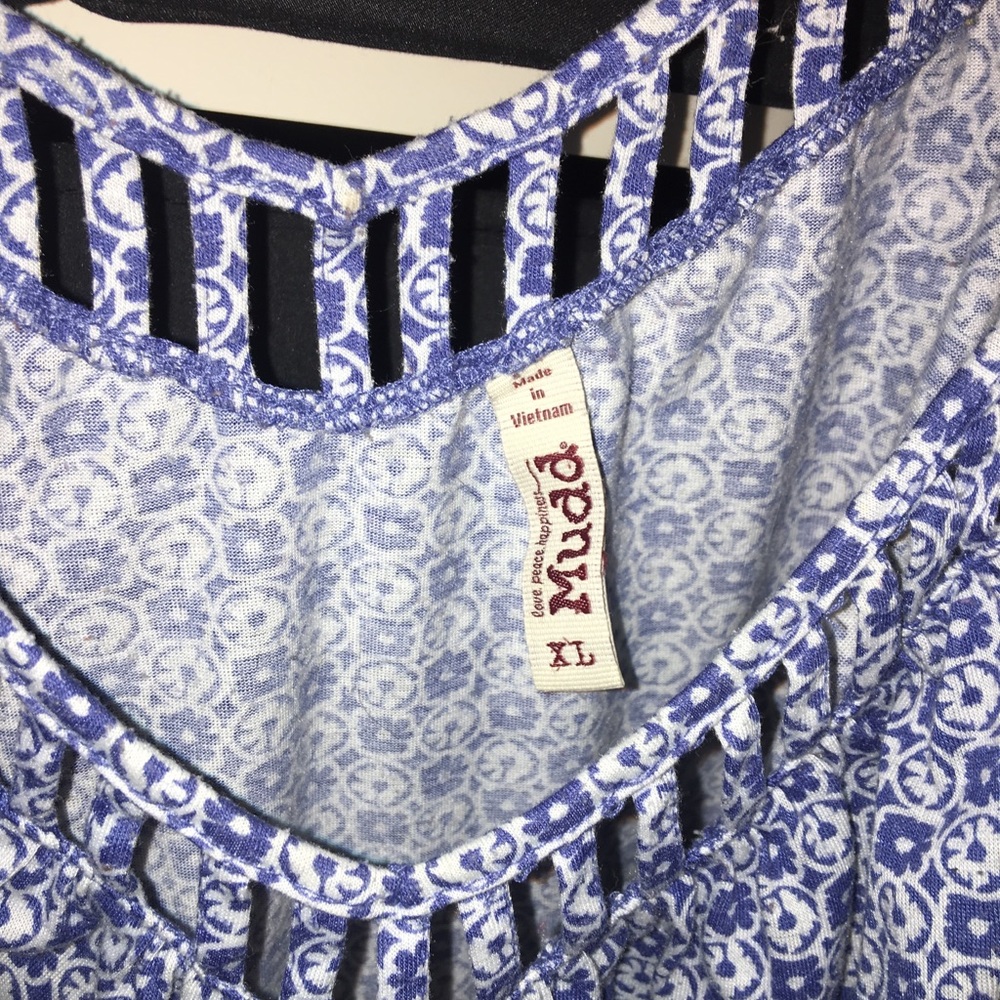 Tank top! - Picture 2 of 2
